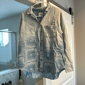 American Eagle denim button down